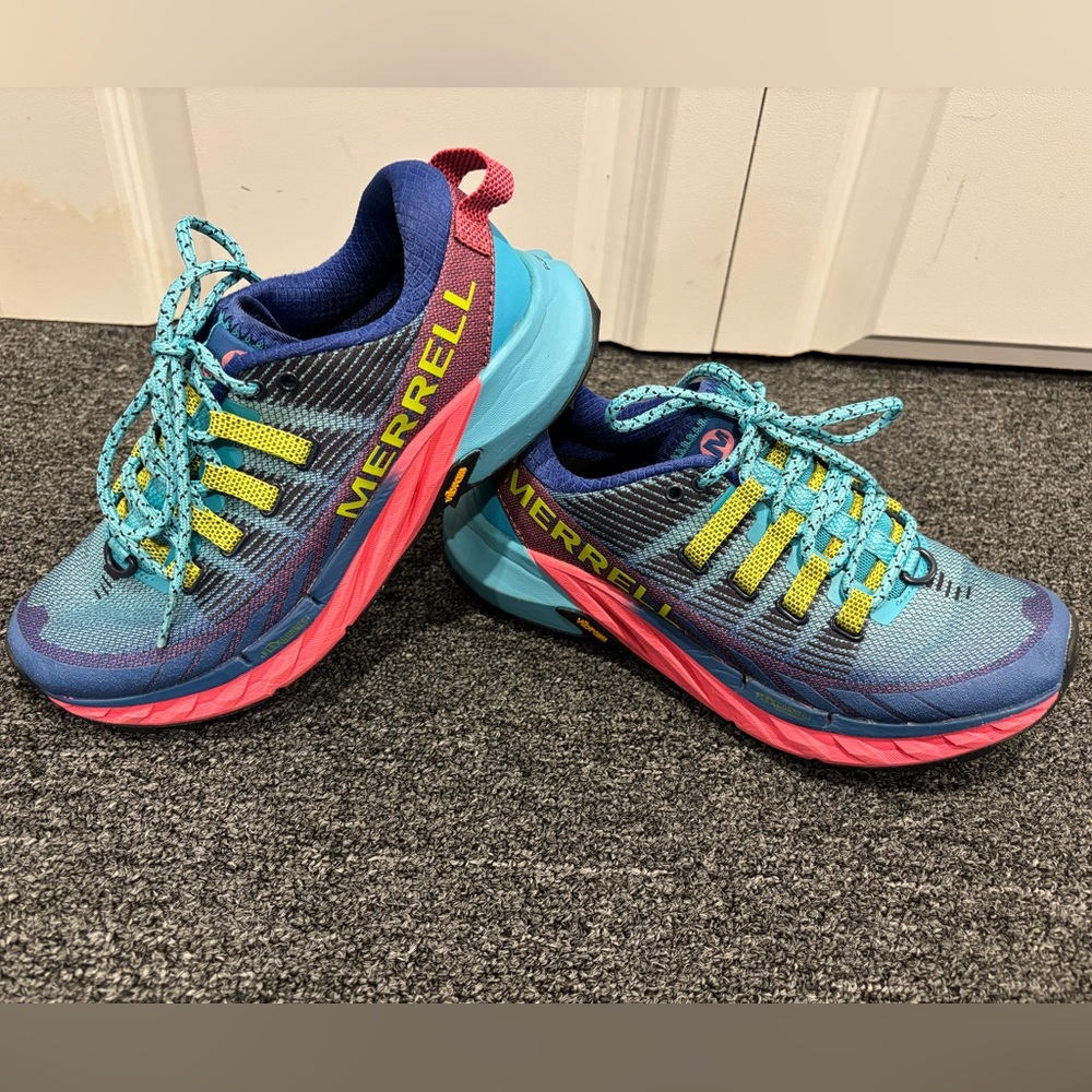 Merrell Peak Agility 4 Size 5.5